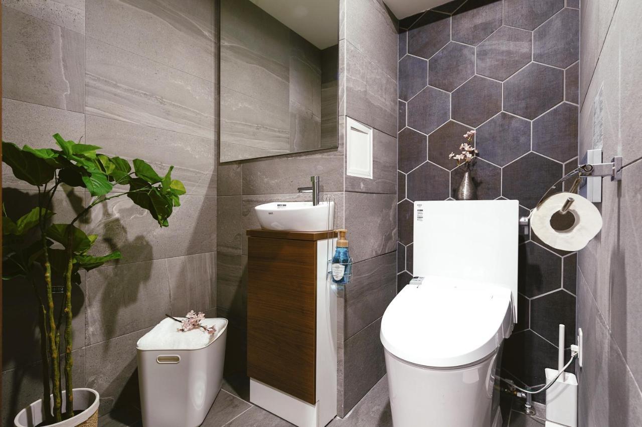 Cherry Blooming Tokyo- All Suite Boutique Hotel 东京伊樱里-中央区全套房艺术酒店 Exteriér fotografie