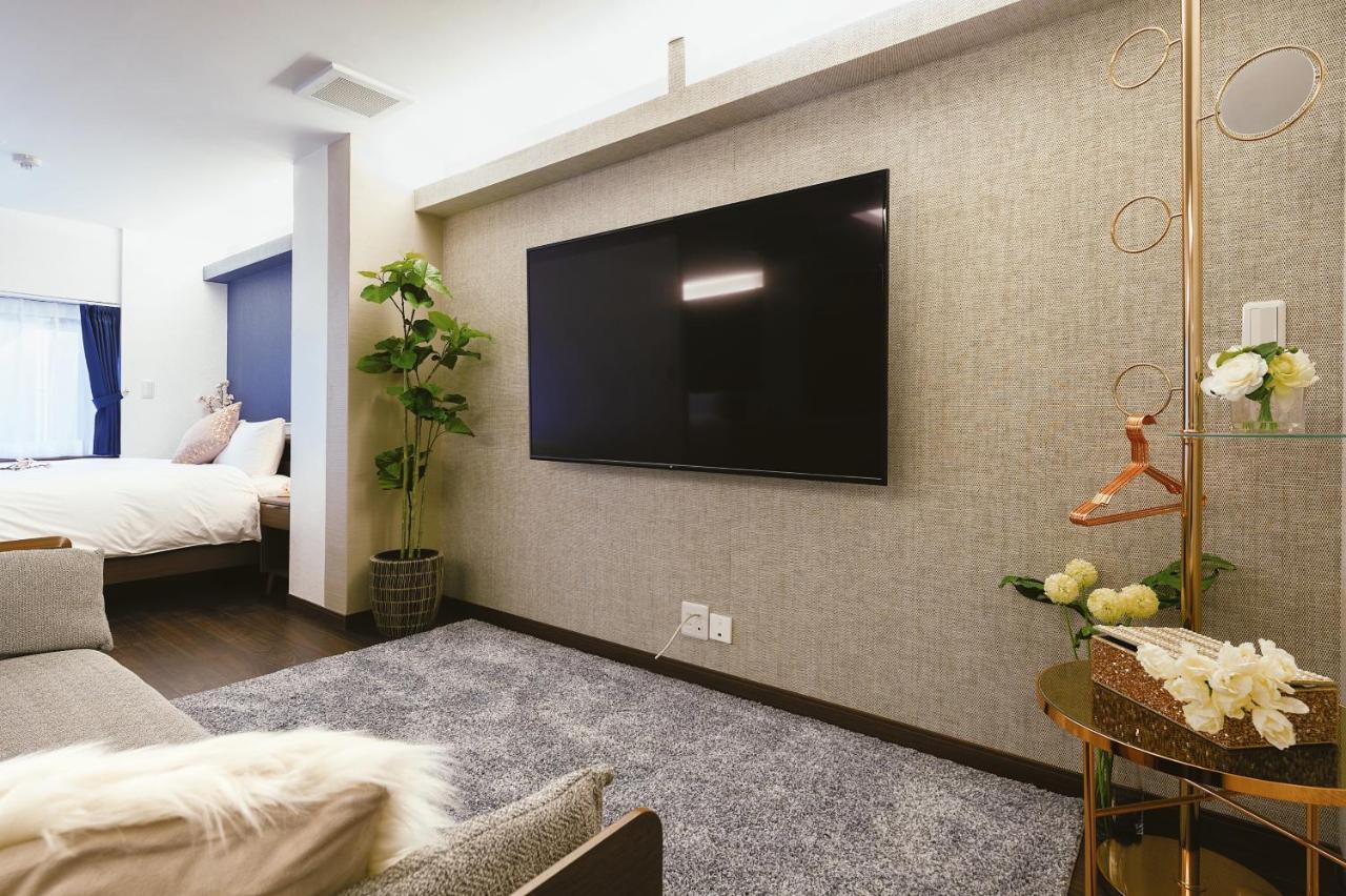 Cherry Blooming Tokyo- All Suite Boutique Hotel 东京伊樱里-中央区全套房艺术酒店 Exteriér fotografie